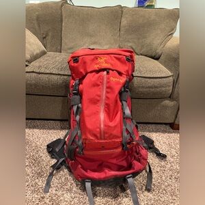 RARE Arcteryx Bora 75L in mint condition